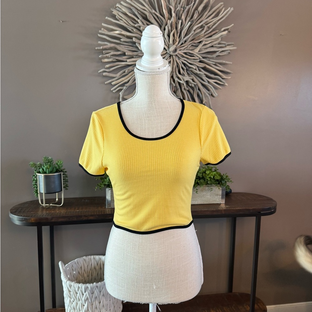 Superdown Yellow Ribbed Cropped Tee - image 1